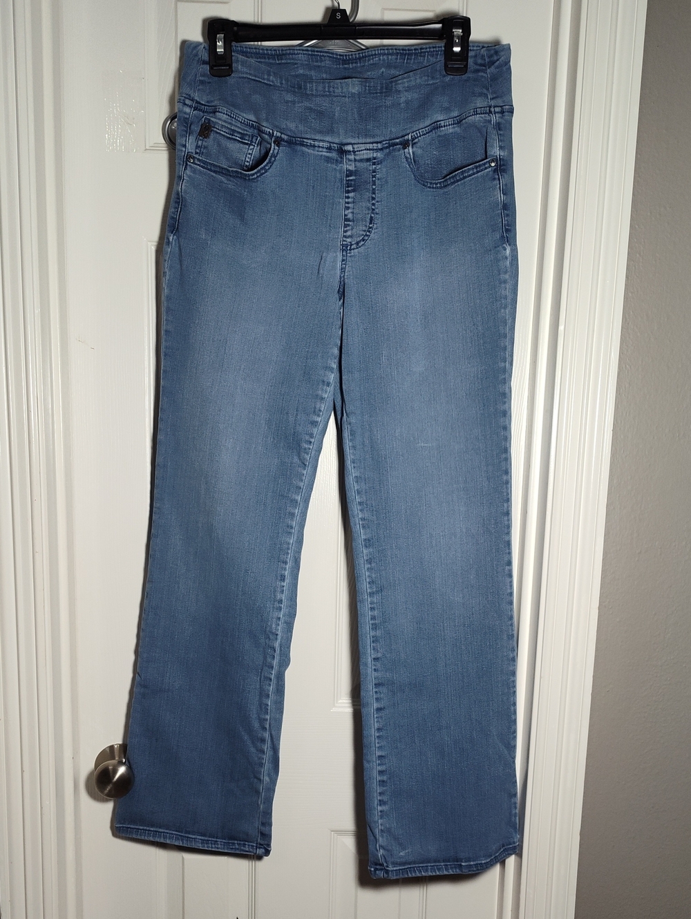 💲Free Belle by Kim Gravel Medium Blue Straight-Leg Pull-On Jeans Free With $15 - Picture 7 of 7